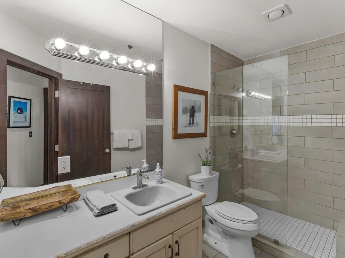 Villa Gorgeous 1Br Steps From Lifts With Private Hot Tub Park Stadt Exterior foto