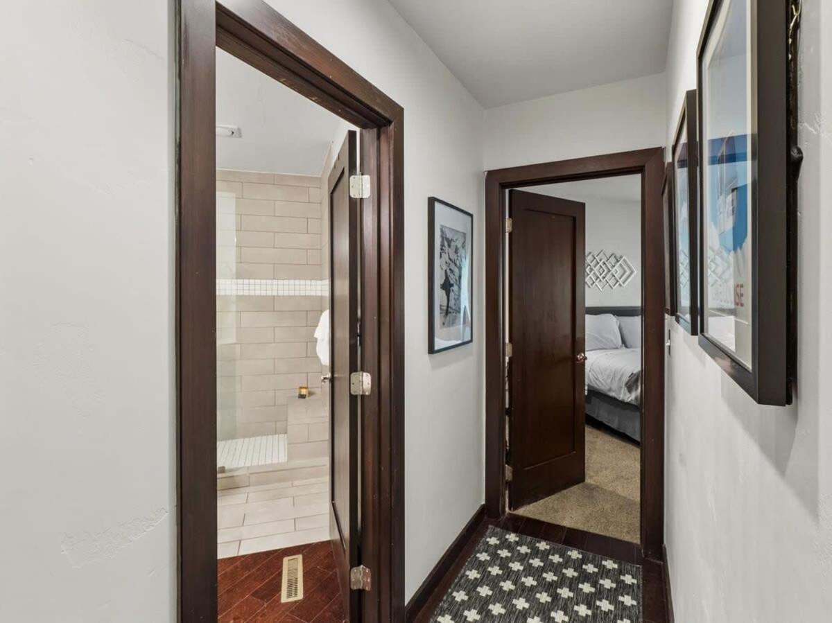 Villa Gorgeous 1Br Steps From Lifts With Private Hot Tub Park Stadt Exterior foto